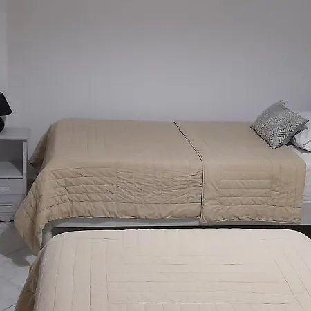 Apartment Skiathos Town Скиатос