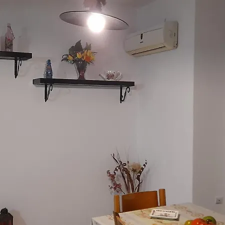 Апартаменты Apartment Skiathos Town Скиатос