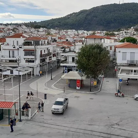 Apartment Skiathos Town Скиатос