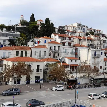 Apartment Skiathos Town * スキアトスタウン