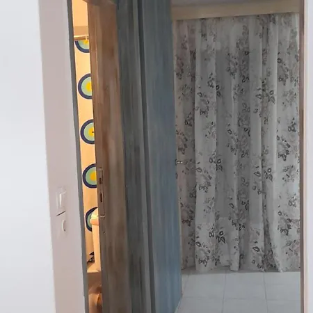 Апартаменты Apartment Skiathos Town Скиатос